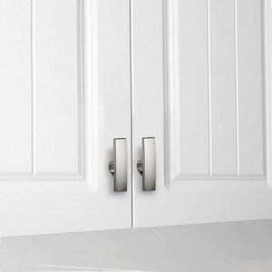 Tiradores modernos plateados de un solo orificio con acabado impregnado en aceite para gabinetes de cocina, dormitorio y exteriores, de aleación de zinc, juego de diez. - Product Image 2