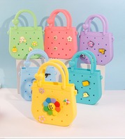 Sac fourre-tout coloré en EVA perforé, sac à main DIY, imperméable, léger et durable pour les voyages, la plage et les activités de plein air