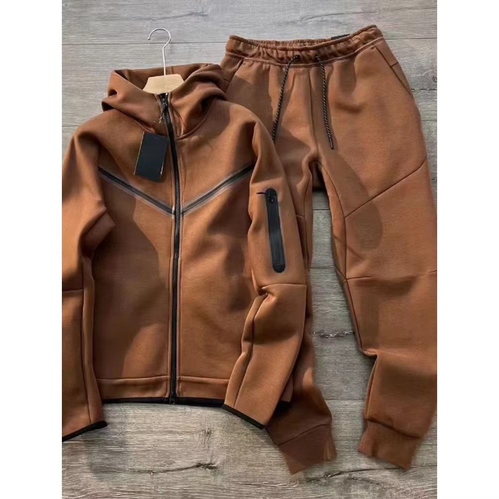 สีน้ำตาล