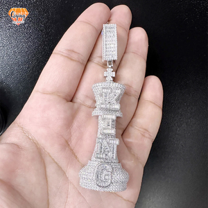 Tùy chỉnh tên ban đầu thư Iced ra vua cờ vua mảnh mặt dây chuyền Bling vvs moissanite kim cương S925 Bạc hip-hop đồ trang sức - Product Image 1