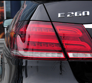 Luces Traseras LED Facelift 12V 6000K para Clase E W212 (2009-2013) |   Conjunto de Faros Traseros Retrofit |   Lente Transparente |   Actualización de Estilo Antiguo a Nuevo - Product Image 4