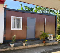 Kits de maisons conteneurs en acier préfabriquées à faible coût de transport, démontables, étanches, ignifuges, design ferme, toiture en pente