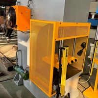 Presse hydraulique à colonne unique de type C, machine de fabrication de plaques d'immatriculation Steelseries avec moteur 5,5 kW, PLC, prix compétitif