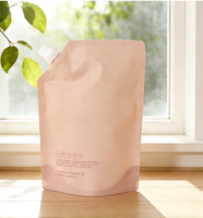 Sacs à bec verseur réutilisables avec impression en gravure personnalisée, capacité de 500 ml, bec verseur en plastique rechargeable pour shampooing et cosmétiques