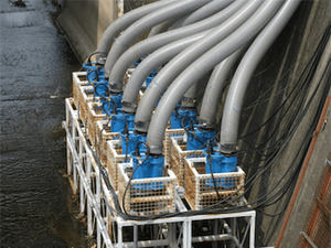 Pompe de drainage robuste en fonte triphasée 4 pôles à haut débit pour applications OEM de retrait d'eau, série Tsurumi KRS - Product Image 2