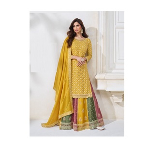 Salwar Kameez de style chinon lourd avec broderie et séquence élégantes Tenue de style pakistanais parfaite pour les occasions festives - Product Image 1