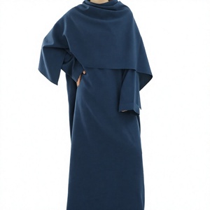 Abaya unie à manches longues avec cape détachable pour femme, robe modeste en polyester pour l'Aïd et le quotidien - Product Image 3