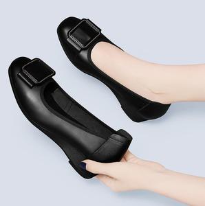 Donne eleganti <span class=keywords><strong>scarpe</strong></span> casual comfort <span class=keywords><strong>scarpe</strong></span> a suola piatta per le donne e le signore in pelle <span class=keywords><strong>tacco</strong></span> <span class=keywords><strong>Basso</strong></span> <span class=keywords><strong>scarpe</strong></span> da <span class=keywords><strong>sposa</strong></span> Formale - Product Image 4