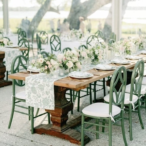 Juego de 12 Manteles de Rafia Lisa Verde Terciopelo para el Oktoberfest, Mantel de Gasa Borgoña, Verde Salvia, Azul Polvoriento y Blanco - Product Image 4