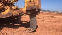 Offre Spéciale : Bulldozer sur chenilles Cat D11R d'occasion, 95 % neuf, avec composants essentiels - Pompe, Moteur