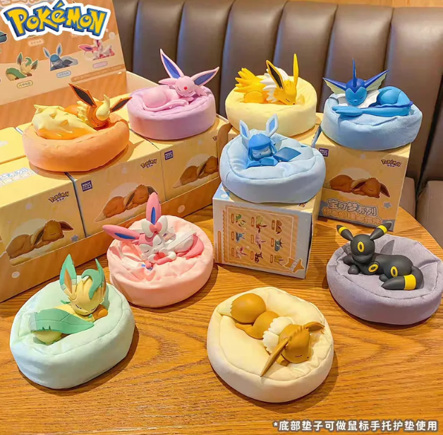 Eevee sleeping pose figurine