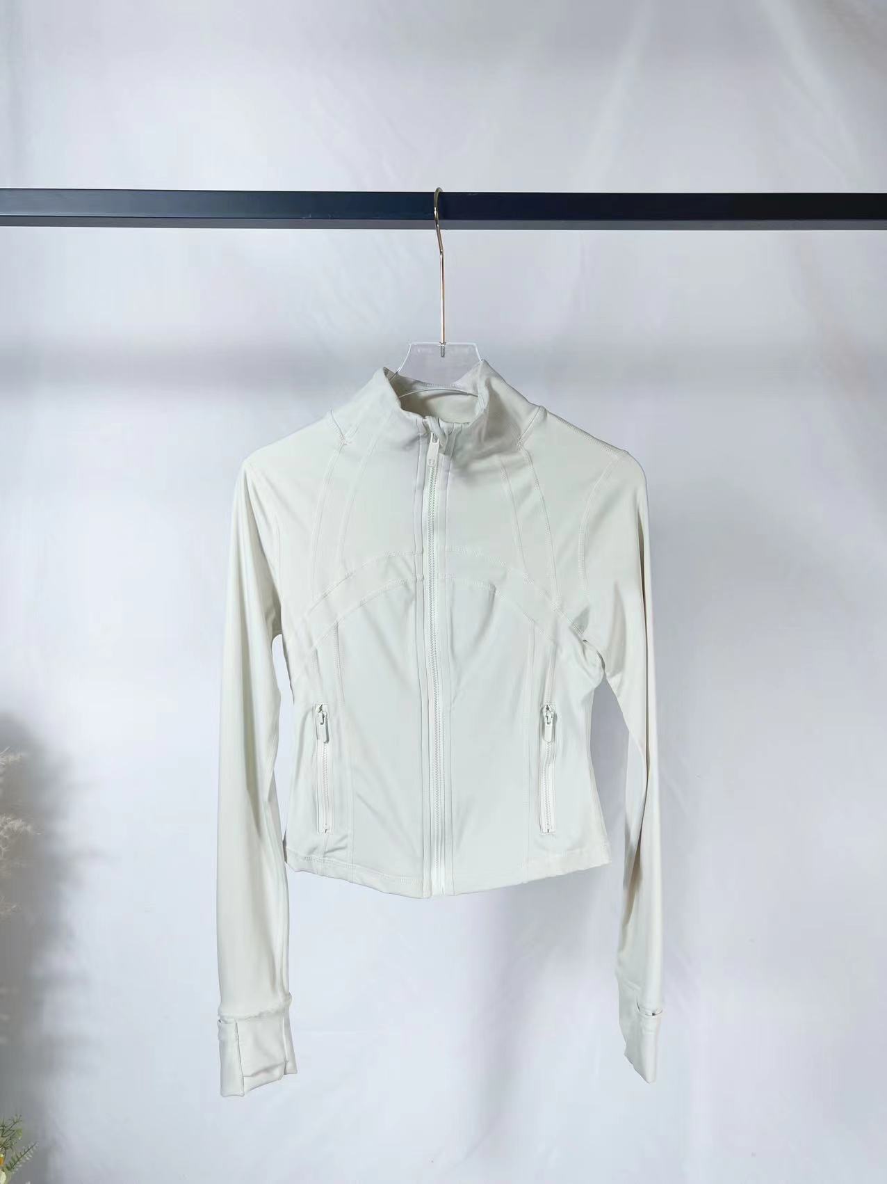6197-white eggshell short jacket