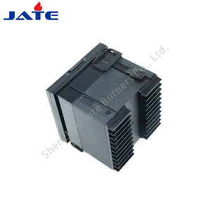 Contrôleur Honeywell DC1040CR-302000-E : Optimisation de l'efficacité des brûleurs industriels grâce aux systèmes de contrôle de température intelligents - Product Image 3