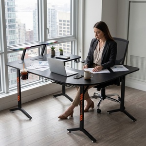 Bureau de jeu moderne AOR en fibre de carbone pour <span class=keywords><strong>PC</strong></span> de bureau, <span class=keywords><strong>avec</strong></span> plateau en métal et ABS, éclairage RGB, porte-gobelet et support pour casque - Product Image 1