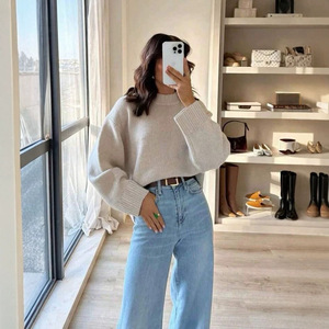Korean Style Soft Cozy Sweater Women Loose Knit Top Round Neck Solid Color Autumn Winter One Size Fits All White Black <b>Red</b> Pink - Product Image 3