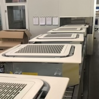 Climatiseur cassette Hisense Inverter pour usage commercial, refroidissement et chauffage, R410A, compresseur haute efficacité, automatique, pour bureaux et hôtels, 3