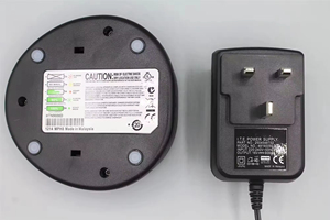 อะแดปเตอร์ชาร์จแบบตั้งโต๊ะสำหรับวิทยุสื่อสาร เหมาะสำหรับแบตเตอรี่ลิเธียม แบตเตอรี่ไฮโดรเจนของโมโตโรล่า <span class=keywords><strong>ราคา</strong></span>สุดคุ้ม - Product Image 3