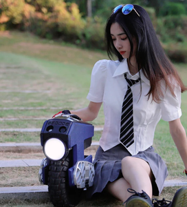 Monocycle électrique Begode <span class=keywords><strong>MTen4</strong></span>, moteur 1000W, design pliable, éclairage LED, vitesse maximale de 25 mph, contrôlé par application, batterie 600/300Wh, autonomie de 15 à 30 km. - Product Image 5