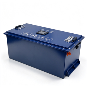 Batterie LiFePO4 semi-solide à courant élevé, écologique, avec surveillance de tension et BMS intelligent pour l'alimentation des chariots de golf et des véhicules de voirie - Product Image 2