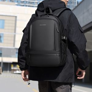 Sac à dos de voyage et de sport grande capacité 2025 pour hommes, sacs à dos professionnels imperméables pour ordinateur portable - Product Image 4