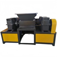 Broyeur à double axe de type 400, type 600, type 800 pour déchets électroniques, plastiques, vieux vêtements, matelas et tissus usagés
