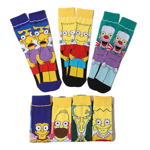 Calcetines de punto transpirables con diseño de dibujos animados de <span class=keywords><strong>los</strong></span> <span class=keywords><strong>Simpson</strong></span> para hombre y mujer, estilo urbano europeo y americano, a media pantorrilla, nueva tendencia, personalizados - Product Image 1