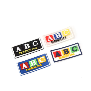 YH-AN-V0016 3D biểu tượng các bản vá lỗi quần áo chất lượng cao Silicone nhãn cao su vá móc vòng chiến thuật PVC vá nhà sản xuất - Product Image 2