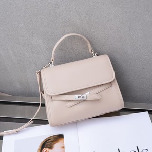 Bolso de Lujo para Mujer 2026, de Piel Sintética, Marca Reconocida, Bandolera, Bolso de Hombro con Cadena, Bolso Grande para Mujer, Color Sólido 48 - Product Image 4