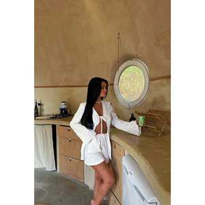 Conjunto de Shorts Blancos para Mujer - Product Image 2