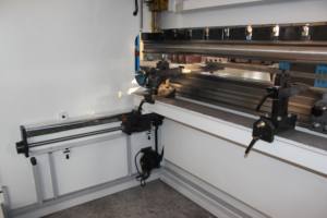 China Prensa plegadora hidráulica Máquina plegadora Pantalla digital NC Prensa plegadora con <span class=keywords><strong>ELGO</strong></span> <span class=keywords><strong>P40</strong></span> - Product Image 5