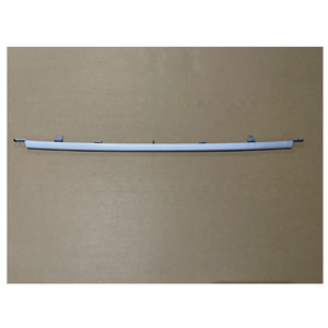 Toyota Camry 2021 SE Embellecedor Central Delantero Plateado 53122-06120/30/40 Pieza de Repuesto - Product Image 3