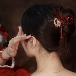 Barrette à cheveux en velours rouge de style chinois <span class=keywords><strong>pour</strong></span> femme, avec pompon et perles, <span class=keywords><strong>pince</strong></span> à cheveux tendance <span class=keywords><strong>pour</strong></span> femme, <span class=keywords><strong>pince</strong></span> à cheveux de style requin <span class=keywords><strong>pour</strong></span> l'arrière de la tête - Product Image 5