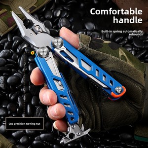 Herramienta Multiusos de Supervivencia al Aire Libre, Extractor de Clavos, Alicates Multifunción, Navaja Plegable Portátil para Camping y Auto - Product Image 3