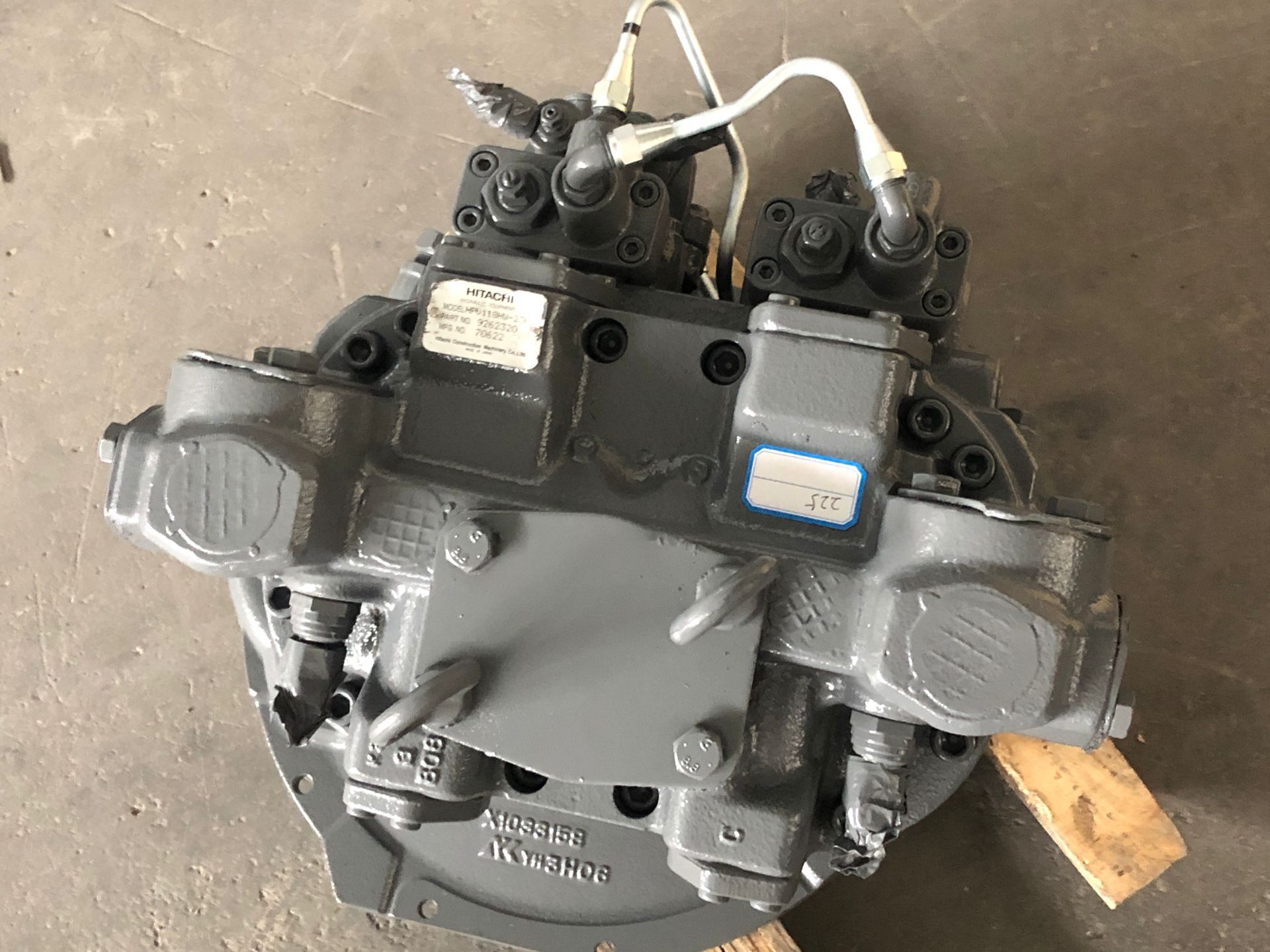 HPV118 Hydraulic Pump for ZX200-3 Excavator - 1 Year Warranty