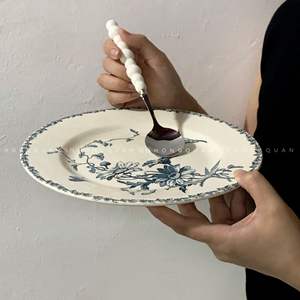 Assiette de Dîner en Céramique Vintage Bleu Français à Motifs Floraux Médiévaux, Assiette à Dessert Occidentale en Gros - Product Image 6