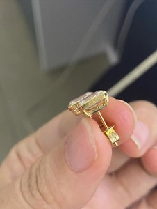 Pendientes de Diamantes Cultivados en Laboratorio con Certificación IGI, Corte Pera, Esmeralda y Redondo, Oro de 14K, Cierre de Rosca, Joyería Fina Personalizada al por Mayor - Product Image 5