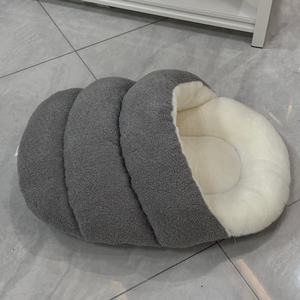 ETRIP PET บ้านสัตว์เลี้ยงอุ่นสบายสำหรับฤดูหนาว บ้านนุ่มสบายสำหรับสัตว์เลี้ยง ป้องกันและให้ความปลอดภัย น่ารัก อบอุ่น เหมาะสำหรับแมวและสุนัข พร้อมผ้าคลุม ใช้ได้ทุกฤดู - Product Image 3