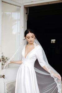 فستان زفاف برقبة V عميقة فرنسي خفيف ، فستان صيفي طويل أبيض جديد ، فستان شاطئ عاري الظهر للعطلات الشاطئية - Product Image 5