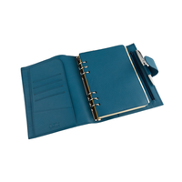 Agenda hebdomadaire personnalisé 2026 sur 13 mois avec couverture en PP, carnet de notes et journal, reliure cousue et piqûre à cheval
