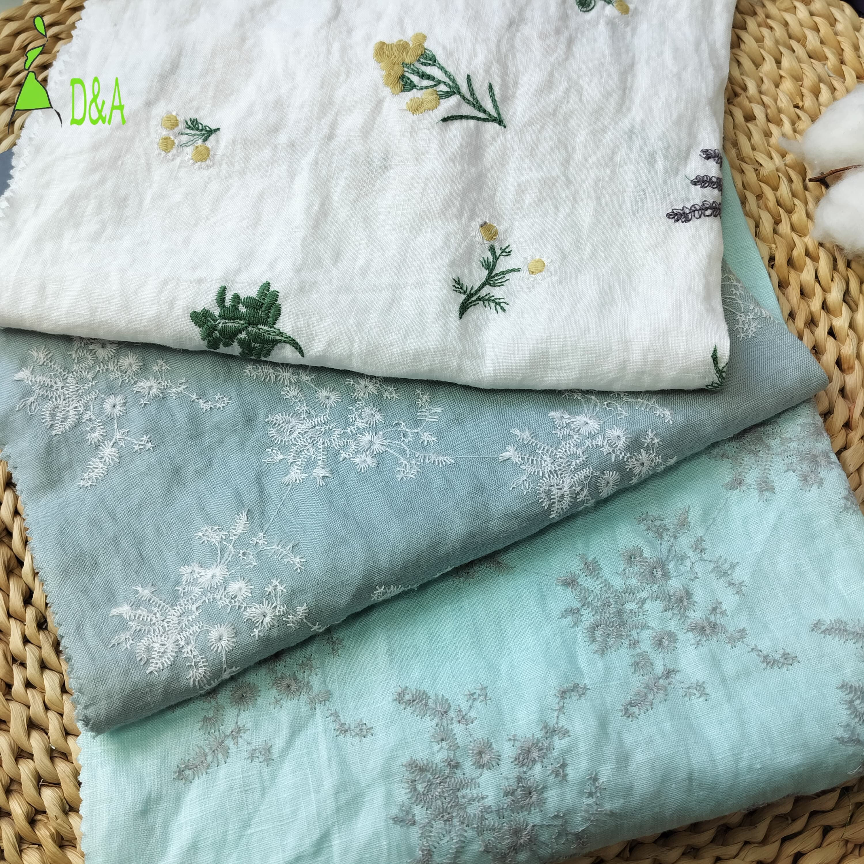 Best-Selling Organic Woven Heavyweight Flower Leaf 30% Linen 70% Cotton Exquisite Embroidered Plain Fabric for Clothing and Bags