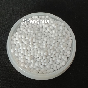 Granulés de résine PET (polyéthylène téréphtalate) de qualité bouteille - Product Image 3