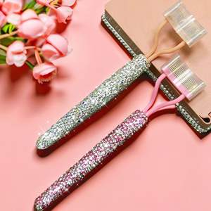 Peigne à cils séparateur de cils, brosse à <span class=keywords><strong>mascara</strong></span>, peigne à <span class=keywords><strong>mascara</strong></span> en strass brillant, applicateur de <span class=keywords><strong>mascara</strong></span> à arc avec couvercle - Product Image 2