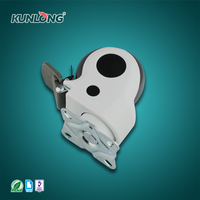 Pièces de quincaillerie SK6-EZZ75110P Roues pivotantes industrielles de qualité médicale avec frein en fer, emballage en boîte