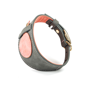 Juego de collares de entrenamiento para perros personalizados de fabricante OEM, arnés de lujo, Correa y <span class=keywords><strong>collar</strong></span> de PU en todos los tamaños personalizados para mascotas - Product Image 1
