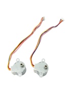 Motor paso a paso miniatura 24BY con engranajes, relación 1/96, 5.625 °   Conector de 5 Pines con Ángulo de Paso de 9 mm, Eje de 200 mm, Cable de 2.0 mm para Aire Acondicionado PTZ
