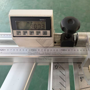 Sierra de mesa deslizante CNC SPOWER con movimiento automático de guías, corte preciso digital para madera - Product Image 4