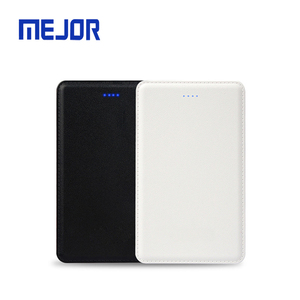 Batterie externe ultra-fine 5000 mAh avec câble intégré, charge rapide Type-C, portable et personnalisable - Product Image 3