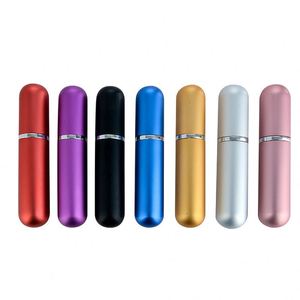 Mini bouteilles de parfum vides en métal personnalisables de taille de voyage 2ml 3ml 6ml 8ml emballage rechargeable pour les huiles essentielles de voyage - Product Image 1