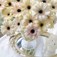Gerbera Daisy Yu Jing Kelas A Grosir - Putih untuk Buket Langsung dari Produsen untuk Dekorasi Acara Pernikahan, Mendukung Transit Rantai Dingin