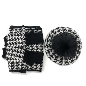 2022 boinas <span class=keywords><strong>de</strong></span> ganchillo hechas <span class=keywords><strong>a</strong></span> mano al por mayor conjunto <span class=keywords><strong>de</strong></span> <span class=keywords><strong>guantes</strong></span> y sombreros <span class=keywords><strong>de</strong></span> bufanda <span class=keywords><strong>de</strong></span> invierno <span class=keywords><strong>de</strong></span> punto - Product Image 6